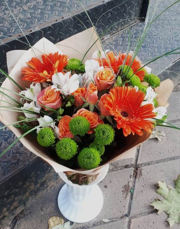 Букет цветов из: Герберы, Хризантемы, Альстромерии и Розы в Букачаче