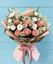 Букет цветов из:  Розы, Альстромерии и Лизиантусы в Букачаче