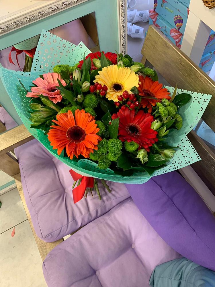 Букет цветов из: Герберы, Хризантемы и Альстромерии в Букачаче