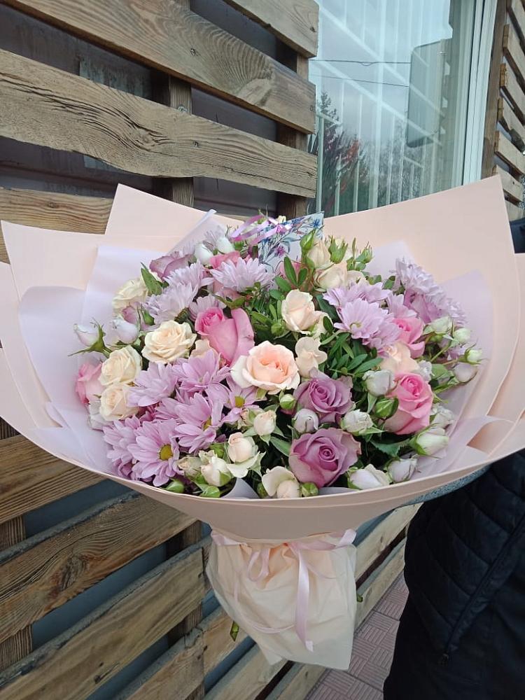 Букет цветов из: Розы и Хризантемы в Букачаче