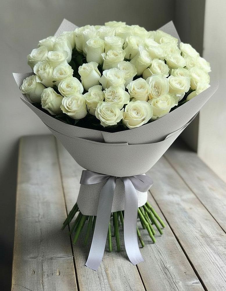 Букет 35 Белых роз в Букачаче