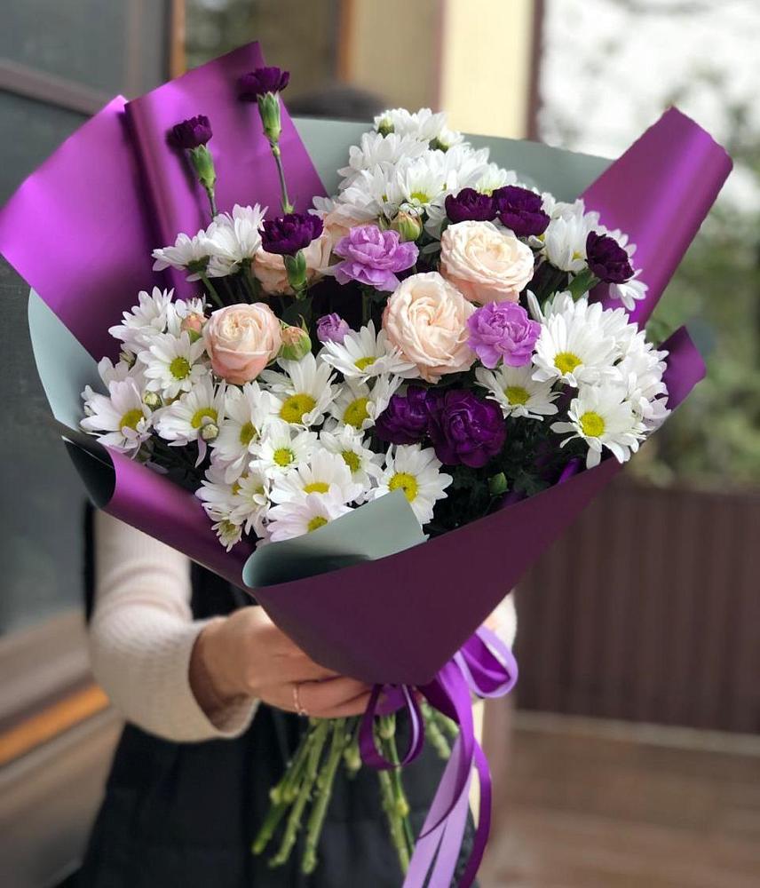 Букет цветов из: Хризантемы, Гвоздики и Розы в Букачаче