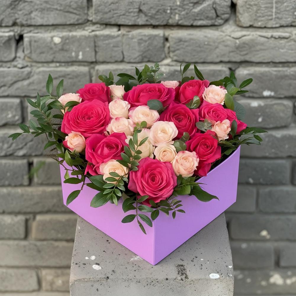 Цветочная композиция из Розы в коробке в Букачаче