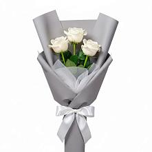 Букет 3 белые розы в Букачаче