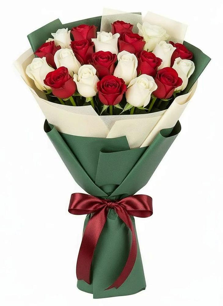 Букет Микс из красных и белых роз в Букачаче