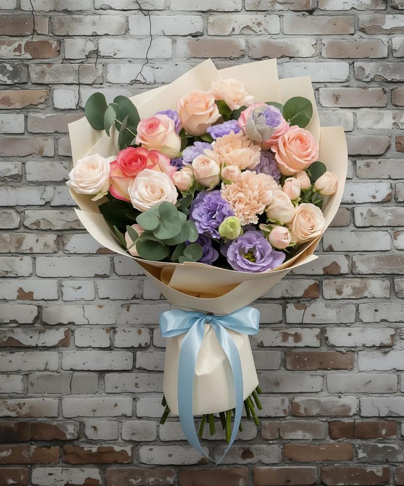 Букет цветов из: Розы, Лизиантусы и Гвоздики в Букачаче