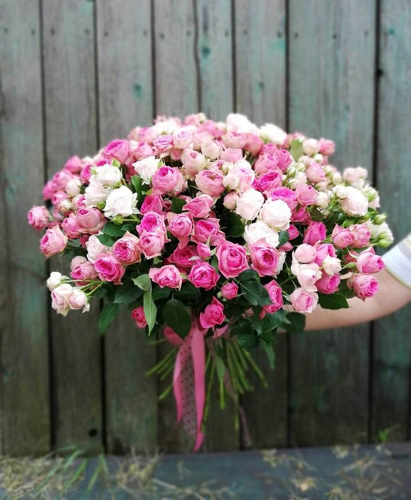 Букет Розовые кустовые розы Натали и Лав Лидия в Букачаче
