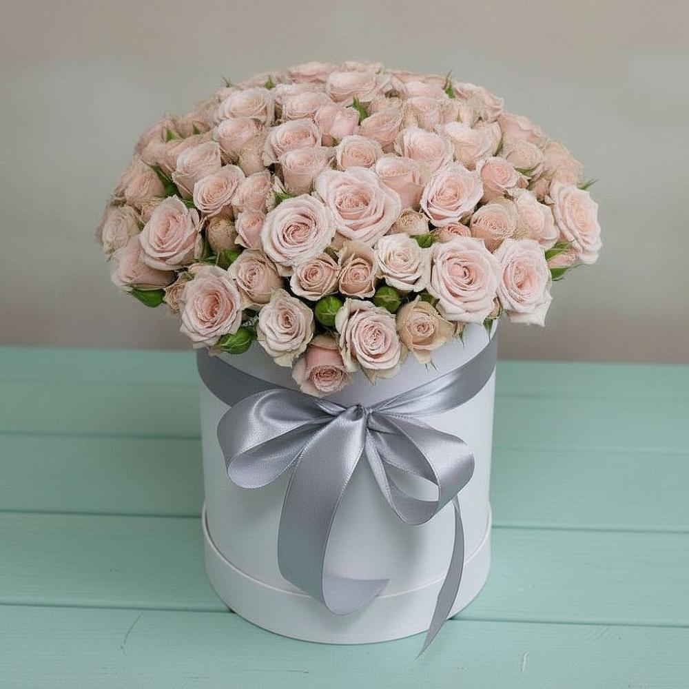 Цветочная композиция из Розы в шляпной коробке в Букачаче