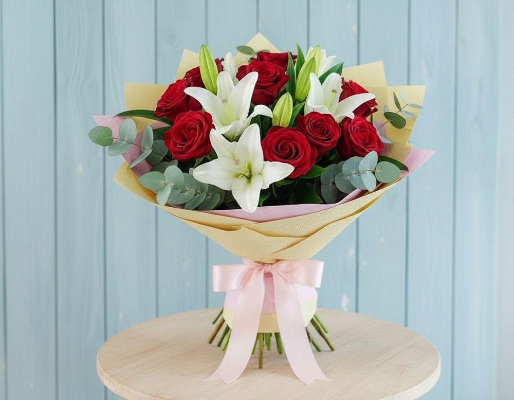 Букет цветов из: Лилии и Розы в Букачаче